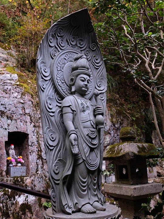 Statue bouddhiste à Mitaki