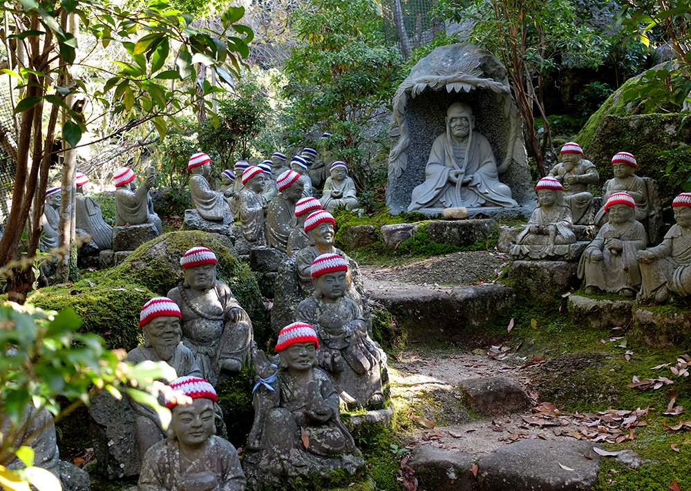 les 500 statues des disciples de Shaka Nyorai, Daisho-in, Miyajima