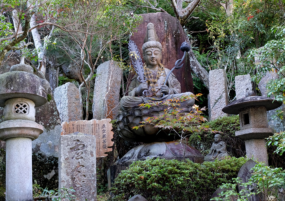 statuettes temple Daisho-in, Miyajima