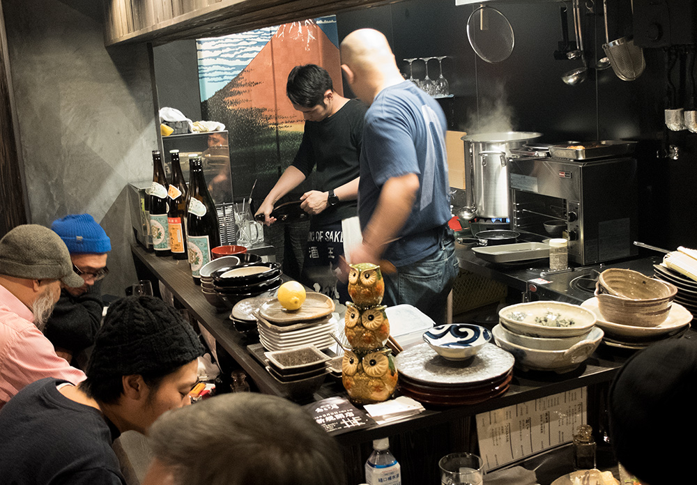 Open kitchen de de l’izakaya Aistuki (あい月) Hiroshima