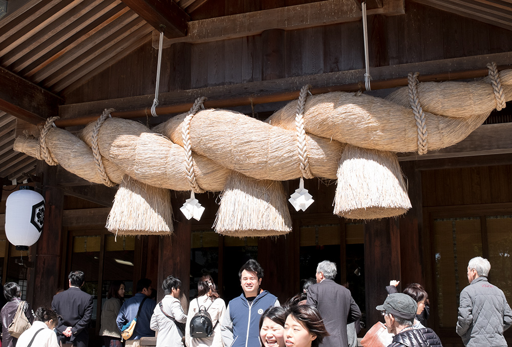 la corde shimenawa du haiden du sanctuaire Izumo Taisha