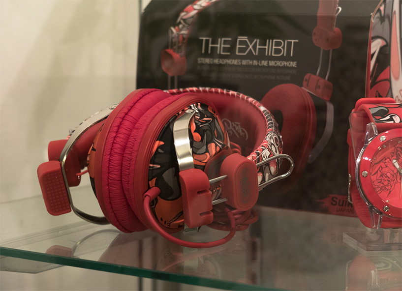 Casque audio et montre Eckō Unltd par Suiko Hiroshima