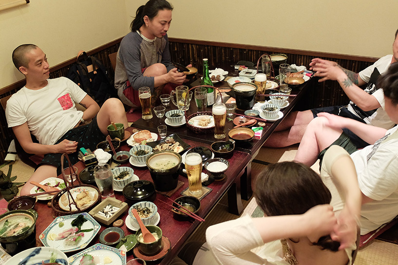 Grande tablée à Tamanoi