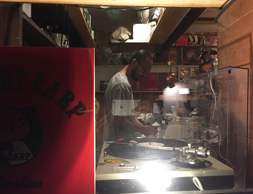comptoir et platines du bar Fresh