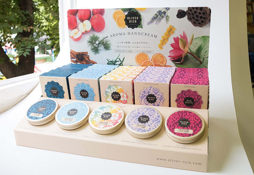 Design packaging et présentoir crèmes pour les mains Oliver Rich