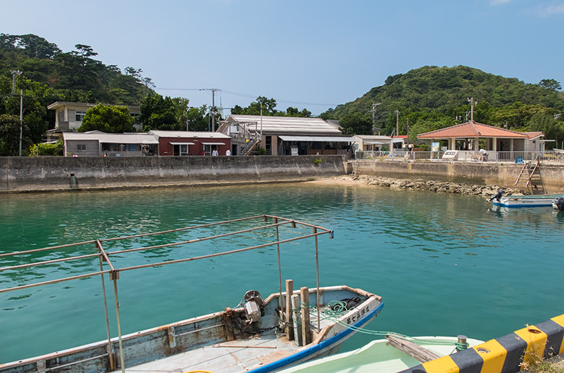 restaurant Funetchānu-ya ( ふねっちゃーぬ家 ) sur le port de Funauki, Iriomote